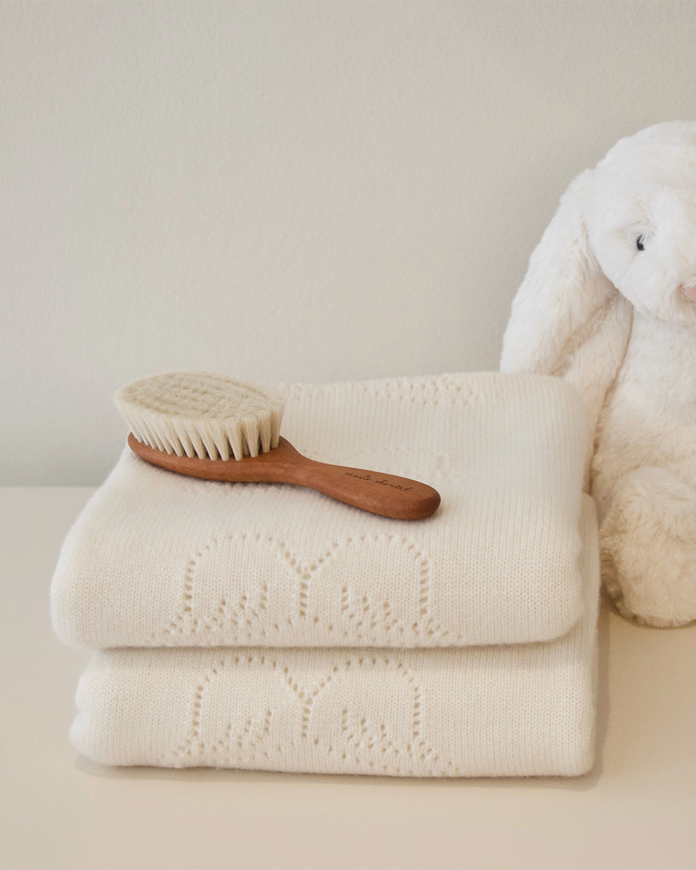 Angel Wing™ Cashmere Blanket - Ivory